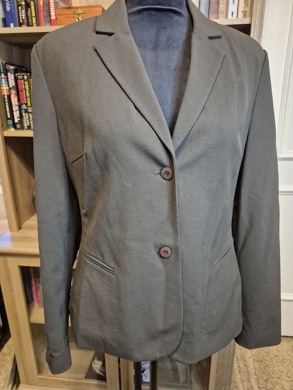 The Limited Dark Gray Two-Button Women's Blazer - C1 - Jjohn
